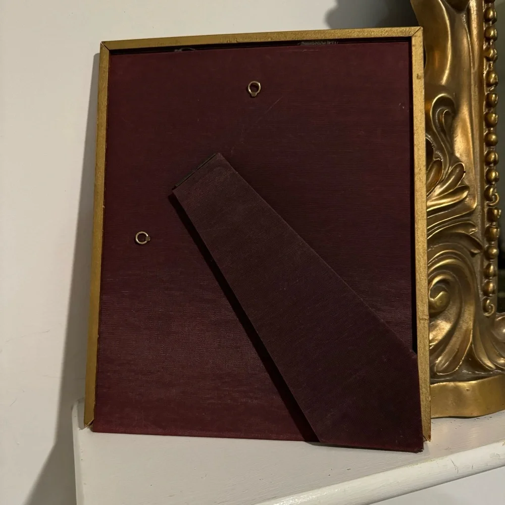 Vintage gold picture frame with brass oval embossed 12”x9.75”